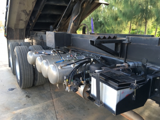 ขายด่วนรถดั้ม360แรง ปี55 กะบะสามมิตร ลูก3เพลา สภาพสวยๆ ใช้น้อยไมล์120000 วิ่งปาล์มเท่านั้น