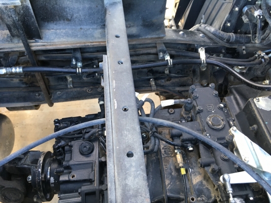 ขายด่วนรถดั้ม360แรง ปี55 กะบะสามมิตร ลูก3เพลา สภาพสวยๆ ใช้น้อยไมล์120000 วิ่งปาล์มเท่านั้น