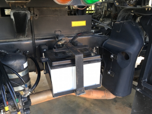 ขายด่วนรถดั้ม360แรง ปี55 กะบะสามมิตร ลูก3เพลา สภาพสวยๆ ใช้น้อยไมล์120000 วิ่งปาล์มเท่านั้น