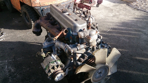 ขายเครื่องยนต์ดีเซลนิสสันสี่สูบ ED33