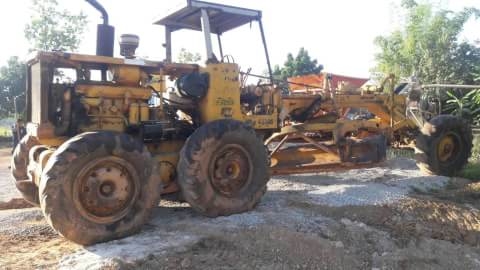 ขายด่วน รถเกรดเดอร์ CAT 12E. สภาพพร้อมใช้งาน เครื่องปั้มดี รถมำงานปกติครับ ยางพอใช้งาน เอกสารสัญญาซื้อขาย