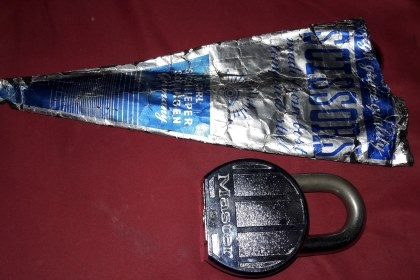 ขายกรรไกรตราตาขนาด9" MADE IN GERMANY.ใหม่เก่าเก็บหลายสิบปี ขายกรรไกรตราตาขนาด9" MADE IN GERMANY.ใหม่เก่าเก็บหลายสิบปี