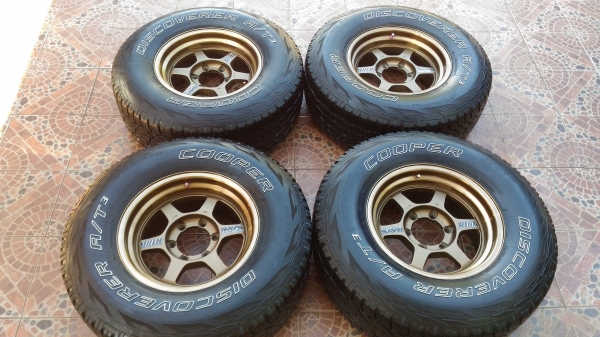 ขายล้อ te37 พร้อมยาง cooper at3 265/75/16 ปี 14 สวยๆครับ