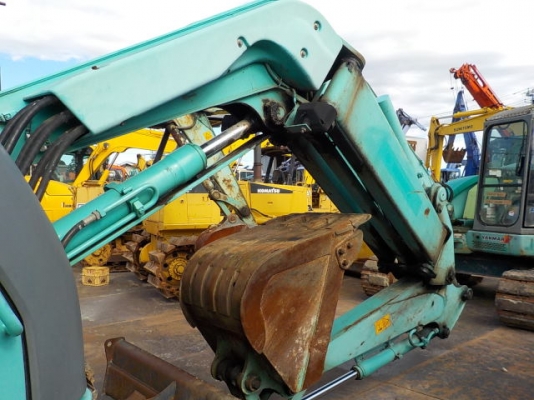 Kobelco SK75UR-3ES ปี 2005 ใช้งาน 3422 ชม. จากญี่ปุ่น Kobelco SK75UR-3ES ปี 2005 ใช้งาน 3422 ชม. จากญี่ปุ่น