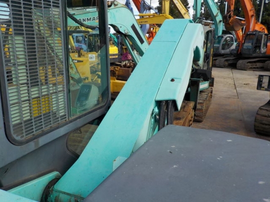 Kobelco SK75UR-3ES ปี 2005 ใช้งาน 3422 ชม. จากญี่ปุ่น Kobelco SK75UR-3ES ปี 2005 ใช้งาน 3422 ชม. จากญี่ปุ่น