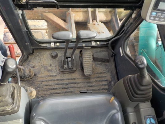 Kobelco SK75UR-3ES ปี 2005 ใช้งาน 3422 ชม. จากญี่ปุ่น Kobelco SK75UR-3ES ปี 2005 ใช้งาน 3422 ชม. จากญี่ปุ่น