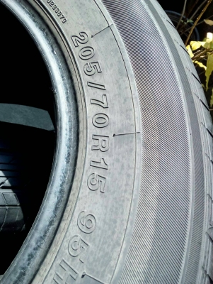 205/70R15 YOKOHAMA ชุด 4 เส้น  tel. 081-427-3941