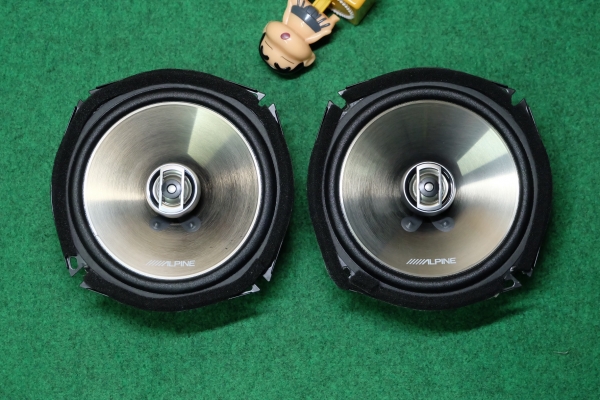 ลำโพง Alpine รุ่น STL-17C ลำโพงแกนร่วม 2 ทาง ขนาด 6.5" กรวยอลูมิเนียม ขอบผ้า แม่เหล็กใหญ่ เสียงดี ใส ลึก เสียงแน่นไม่พร่า เสียงด