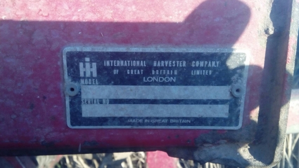 รถอัดฟาง   INTERNATIONAL  430  พร้อมใช้งาน ราคา เบาฯฯ  165000  บาท    วันทูคอล 0986683479 dtac 0991751349 สิทธิ์ คับ