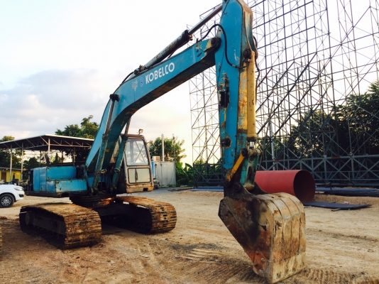 ขาย 490,000 KOBELCO sk 200 MARK 3 เครื่องปั้มดี ช่วงล่างเต็ม รถสวยพร้อมใช้ดูรถ สามโคก ปทุมธานีครับ 090-772-3710 090-772-3708