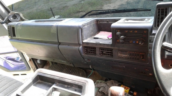 ขายรถห้างแท้ หกล้อ อีซูชุ ร็อคกี้ FTR11H-175hpโบว์อินเตอร์ แอร์ พ.เวอร์ ทิฟฟี้ แคชชีใหญ่ตลอด ยาง900 ช่วงยาว7.20ม รถห้าง.สภาพดีสวยพร้อมใช้ ทะเบียนพร้อมโอน ขายรถห้างแท้ หกล้อ อีซูชุ ร็อคกี้ FTR11H-175hpโบว์อินเตอร์ แอร์ พ.เวอร์ ทิฟฟี้ แคชชีใหญ่ตลอด ยาง900 ช่วงยาว7.20ม รถห้าง.สภาพดีสวยพร้อมใช้ ทะเบียนพร้อมโอน