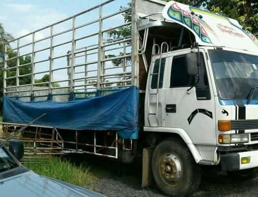 ขายรถห้างแท้ หกล้อ อีซูชุ ร็อคกี้ FTR11H-175hpโบว์อินเตอร์ แอร์ พ.เวอร์ ทิฟฟี้ แคชชีใหญ่ตลอด ยาง900 ช่วงยาว7.20ม รถห้าง.สภาพดีสวยพร้อมใช้ ทะเบียนพร้อมโอน ขายรถห้างแท้ หกล้อ อีซูชุ ร็อคกี้ FTR11H-175hpโบว์อินเตอร์ แอร์ พ.เวอร์ ทิฟฟี้ แคชชีใหญ่ตลอด ยาง900 ช่วงยาว7.20ม รถห้าง.สภาพดีสวยพร้อมใช้ ทะเบียนพร้อมโอน