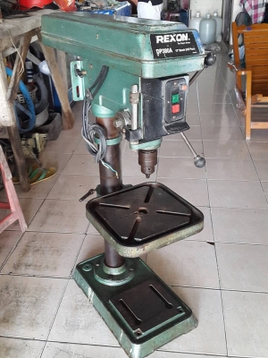 แท่นเจาะ rexon 16 mm. รุ่น DP380A สภาพสวยๆ เดิมๆ ไฟ 220v. 7,000