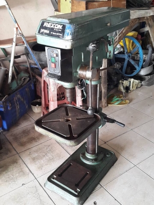 แท่นเจาะ rexon 16 mm. รุ่น DP380A สภาพสวยๆ เดิมๆ ไฟ 220v. 7,000