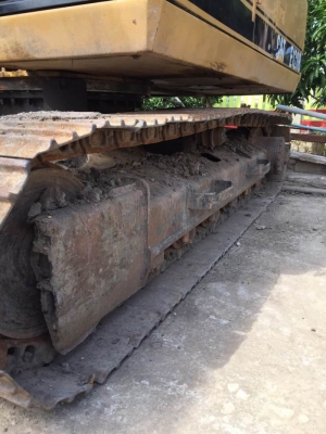 ขาย 595,000 สภาพเก่านอก 2 ปี  CATTERPILAR E120B เครื่องดี ปั้มแรง โช่หนา เอวแน่น ไฟฟ้าครบ เอกสารชื้อขาย รถอยู่ จ.นครปฐม  090-772-3710 090-772-3708