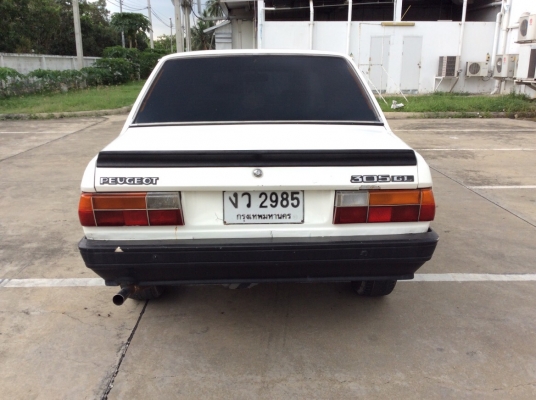 ขายรถเปอร์โย 305 ปี89 เครื่อง 1.9 เกียร์ธรรมดา ติดแก๊สLPG ภายในสวยเดิมๆเบาะหนังเดิมๆสวยสะอาด แอร์เย็นฉ่ำวิทยุพร้อม ต้วถังเดิมๆสียังเงามีริ้วรอยบ้าง แม็กขอบ16&quot;ยางดี รถขับดีมากใช้งานได้เลยครับ ขายถูก