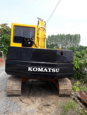 ขาย KOMATSU PC60-5 เก่าใน  สภาพดี   ปลายพิเศษ  มีลายแย๊ก...ลองระบบกันได้ทุกวัน..โทร  089-3818694  ดวงนภา