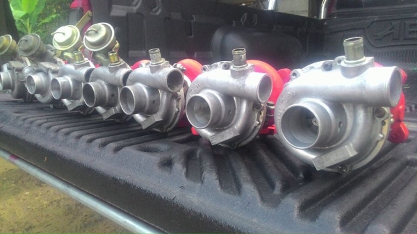 เทอร์โบรถไถเล็ก เทอร์โบรถไถเล็ก