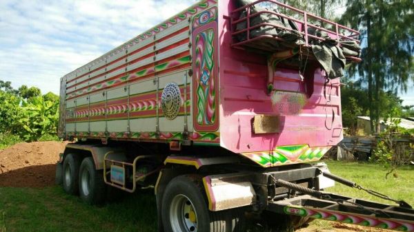 ขายรถพ่วง 22 ล้อ แม่-ลูก กระบะเนียมดั้ม ISUZU 360 ปี.55 ปรายปี รถสวย วิ้งงานอยู่ ราคา.2550000 ต่อรอง ขายรถพ่วง 22 ล้อ แม่-ลูก กระบะเนียมดั้ม ISUZU 360 ปี.55 ปรายปี รถสวย วิ้งงานอยู่ ราคา.2550000 ต่อรอง