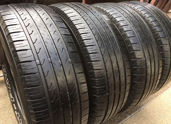 ยาง PRESA 265 70 16 ปี14 ดอกเต็ม ไม่มีปะ ราคาไม่แพง ยาง PRESA 265 70 16 ปี14 ดอกเต็ม ไม่มีปะ ราคาไม่แพง