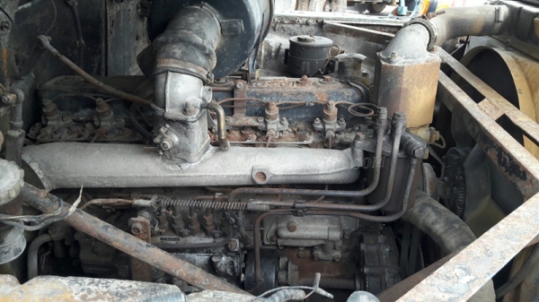 รถหัวยาวยี่ห้ออีซูซุ  พวงมาลัยเพาเวอร์   ขนาด 165 แรงม้า