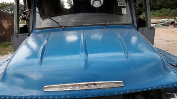 รถหัวยาวยี่ห้ออีซูซุ  พวงมาลัยเพาเวอร์   ขนาด 165 แรงม้า