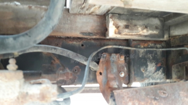 รถหัวยาวยี่ห้ออีซูซุ  พวงมาลัยเพาเวอร์   ขนาด 165 แรงม้า