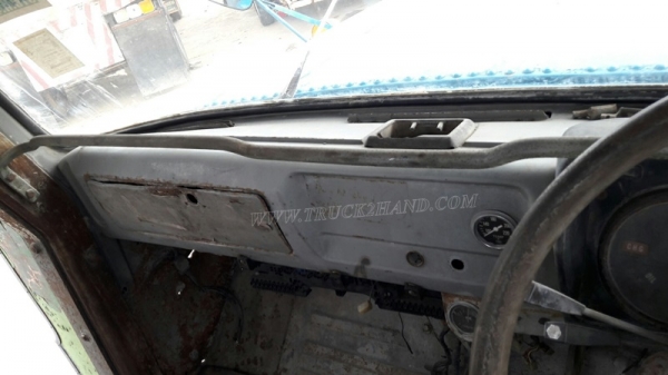 รถหัวยาวยี่ห้ออีซูซุ  พวงมาลัยเพาเวอร์   ขนาด 165 แรงม้า