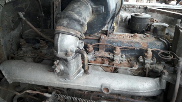 รถหัวยาวยี่ห้ออีซูซุ  พวงมาลัยเพาเวอร์   ขนาด 165 แรงม้า