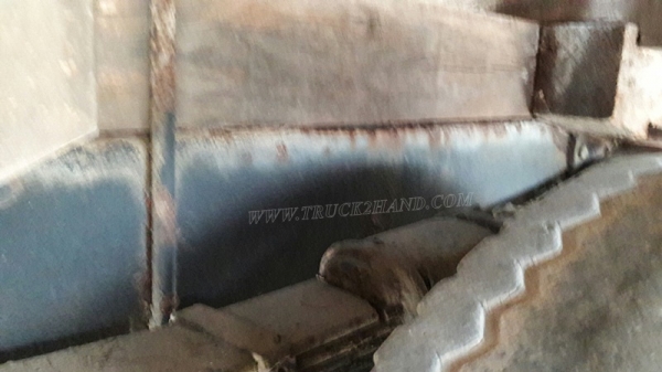 รถหัวยาวยี่ห้ออีซูซุ  พวงมาลัยเพาเวอร์   ขนาด 165 แรงม้า