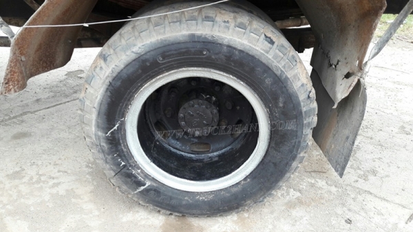 รถหัวยาวยี่ห้ออีซูซุ  พวงมาลัยเพาเวอร์   ขนาด 165 แรงม้า