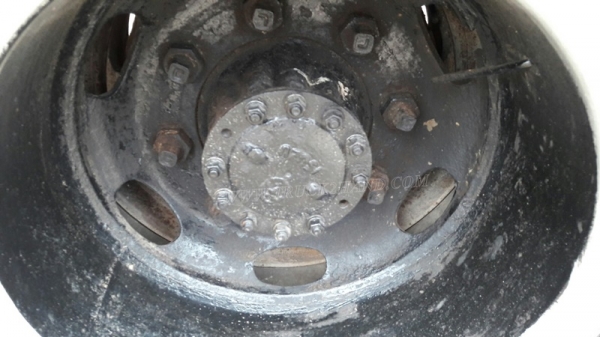 รถหัวยาวยี่ห้ออีซูซุ  พวงมาลัยเพาเวอร์   ขนาด 165 แรงม้า