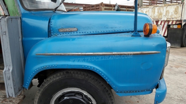 รถหัวยาวยี่ห้ออีซูซุ  พวงมาลัยเพาเวอร์   ขนาด 165 แรงม้า