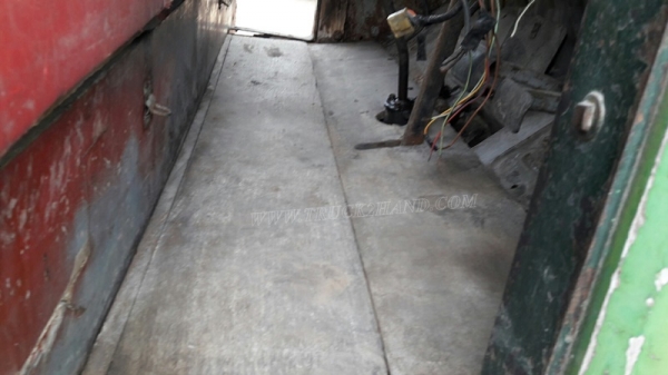 รถหัวยาวยี่ห้ออีซูซุ  พวงมาลัยเพาเวอร์   ขนาด 165 แรงม้า