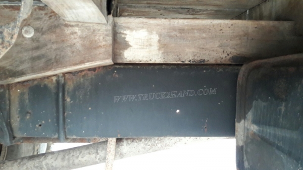 รถหัวยาวยี่ห้ออีซูซุ  พวงมาลัยเพาเวอร์   ขนาด 165 แรงม้า