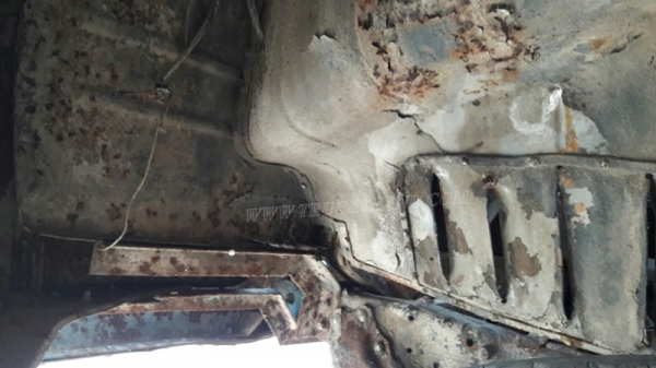 รถหัวยาวยี่ห้ออีซูซุ  พวงมาลัยเพาเวอร์   ขนาด 165 แรงม้า