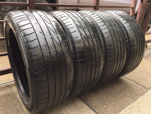 ยาง Bridgestone 235 45 18 ปี15 พร้อมใช้งาน ราคาไม่แพง ยาง Bridgestone 235 45 18 ปี15 พร้อมใช้งาน ราคาไม่แพง