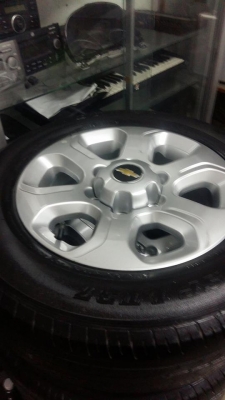 ขายแม็กเชฟขอบ16พร้อมยางปี14 ขายแม็กเชฟขอบ16พร้อมยางปี14