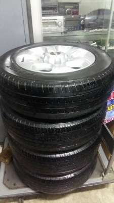 ขายแม็กเชฟขอบ16พร้อมยางปี14 ขายแม็กเชฟขอบ16พร้อมยางปี14