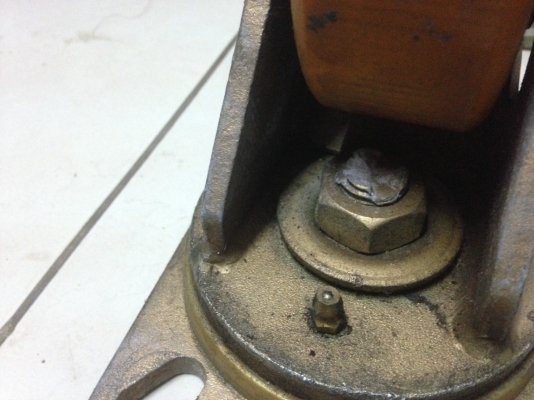 ลูกล้อยูริเทน 4 นิ้ว มือ2