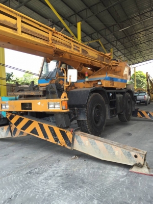ขายรถเครน TANADO TR-250 M5 25 ตัน เอกสารอินวอย ราคา 4200000