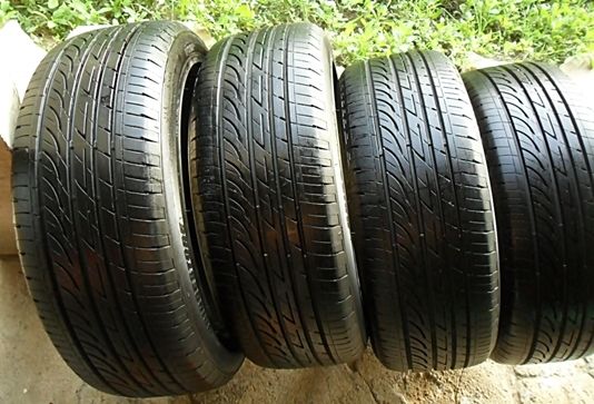 ยางขอบ17 บริดสโตน215-50-17 ลงพื้นปี13 (4เส้น3,700)ดอกหนา1เซ็น