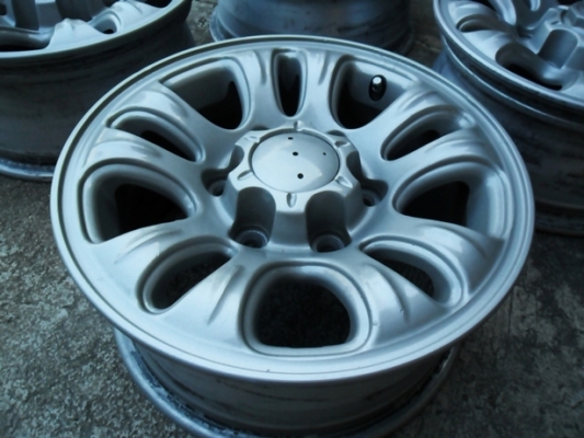 แม็กกระบะขอบ15 เอนไกแท้ 6รู139 สีสวย สภาพดี (4วง3,500)