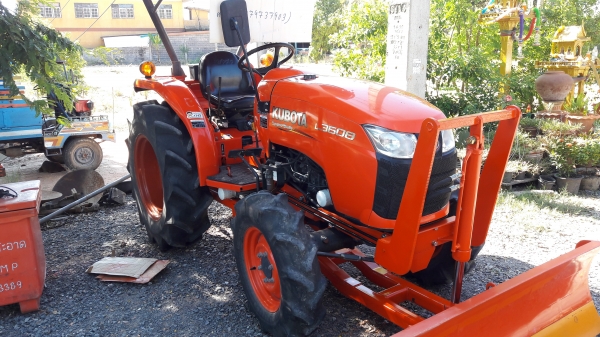 ขายรถไถL3608ใบมีดผาล4พร้อมใช้ครับ