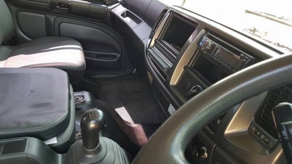 ขายรถพ่วงดัมพ์ Hino mega FM8J เครื่อง 251 แรง ปี 56 ไมล์สองแสน กระบะดัมพ์สามมิตร ลูก 2 เพลา ทะเบียนพร้อม ขายรถพ่วงดัมพ์ Hino mega FM8J เครื่อง 251 แรง ปี 56 ไมล์สองแสน กระบะดัมพ์สามมิตร ลูก 2 เพลา ทะเบียนพร้อม