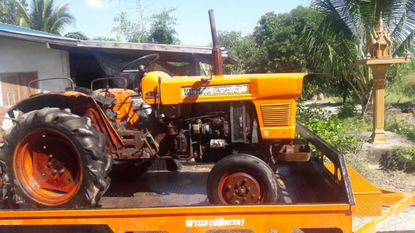 คูโบต้าL2000พร้อมผาน5ซื้อไปใช้ใด้คับ