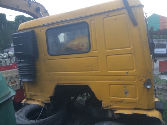 หัวเก๋งสแกนเนีย113 หัวนอกมีหม้อนํ้าแผงคอยร้อนแอร์ หัวเก๋งสแกนเนีย113 หัวนอกมีหม้อนํ้าแผงคอยร้อนแอร์