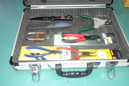 ขายกระเป๋าอลูมิเนียมใส่เครื่องใส่ของใช้ได้ขนาดใหญ่มือสองสภาพดี