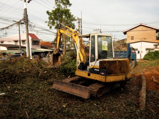 ขายรถแบคโฮ KOMATSU PC40-6 เอกสารอินวอย ราคา 300000 ขายรถแบคโฮ KOMATSU PC40-6 เอกสารอินวอย ราคา 300000