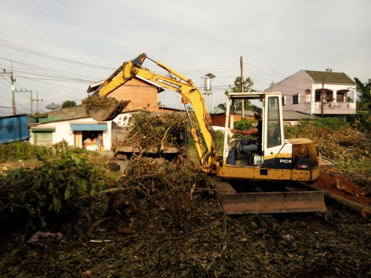 ขายรถแบคโฮ KOMATSU PC40-6 เอกสารอินวอย ราคา 300000 ขายรถแบคโฮ KOMATSU PC40-6 เอกสารอินวอย ราคา 300000